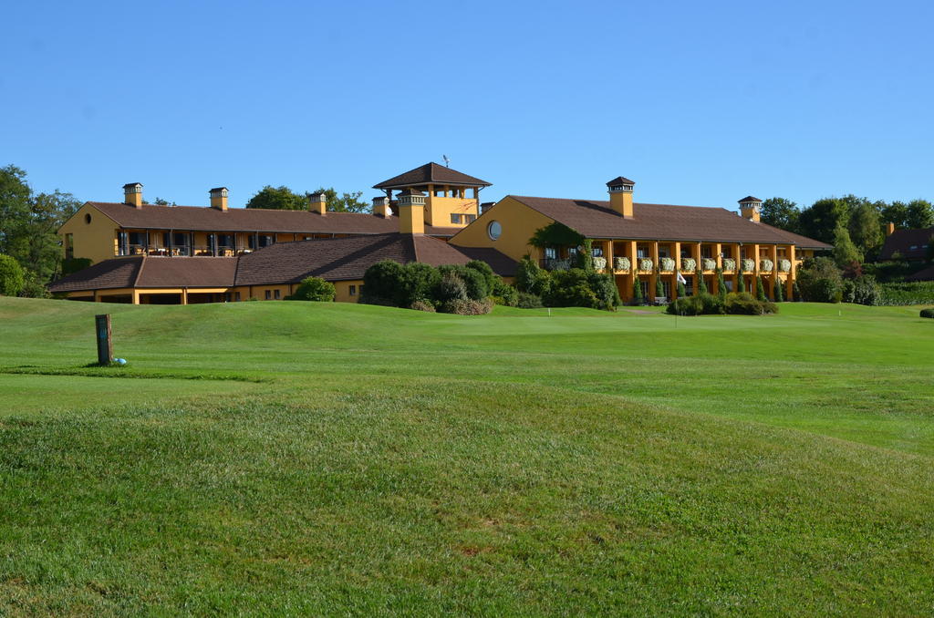 Golf Hotel Castelconturbia Agrate Conturbia Zewnętrze zdjęcie