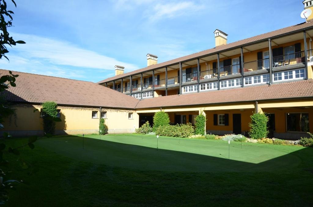 Golf Hotel Castelconturbia Agrate Conturbia Zewnętrze zdjęcie